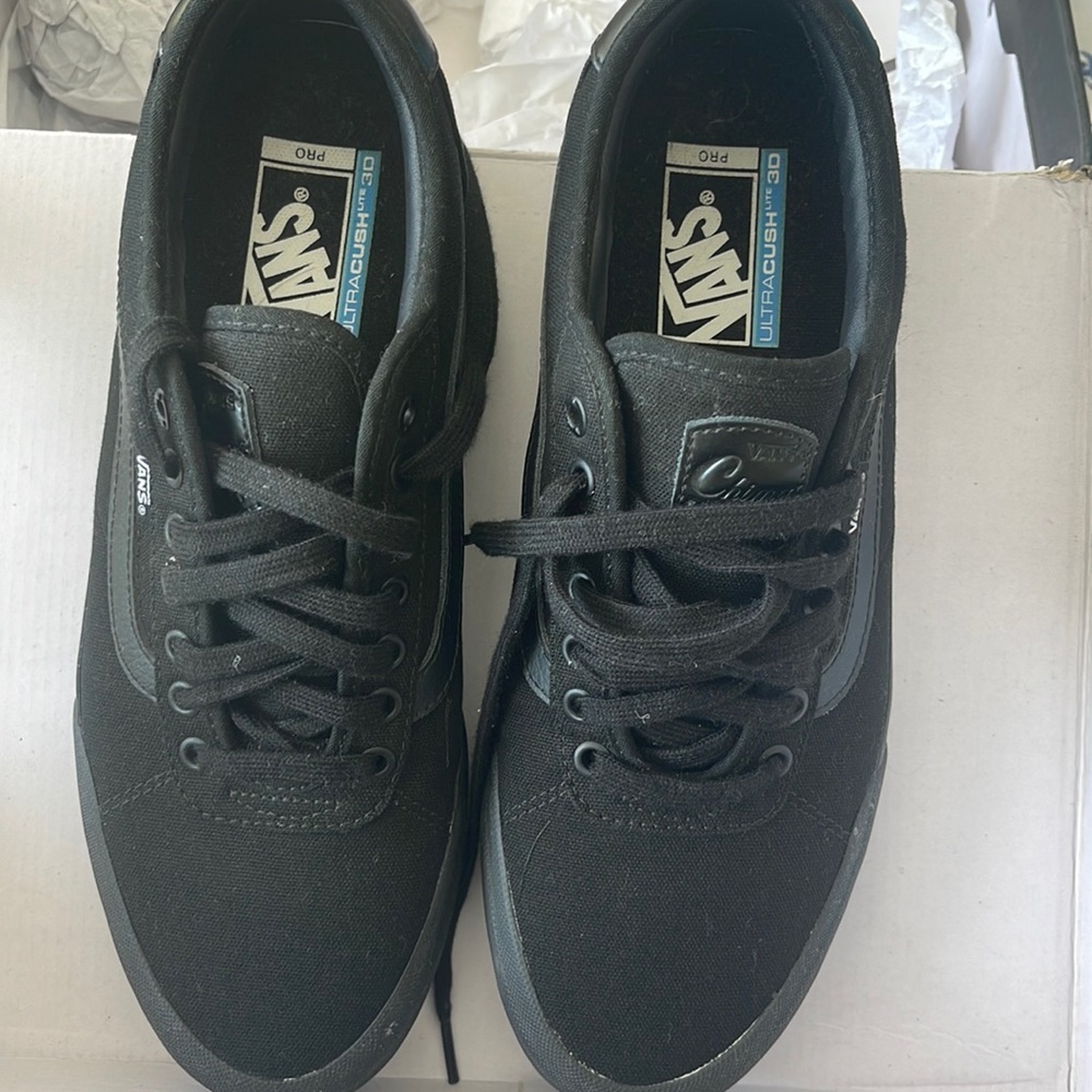 Black vans